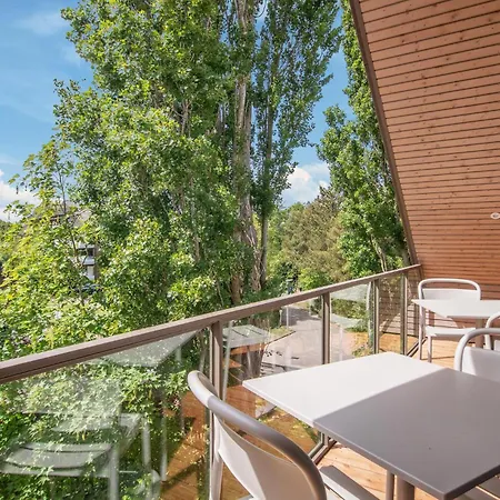 2 Bedroom Awesome In Tossens * Stick